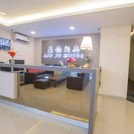 Hotel Sin Jo جوهر بهرو المظهر الخارجي الصورة